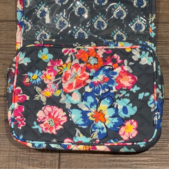 Vera Bradley Hanging Travel Toiletry Bag Makeup Cosmetic Organizer Gray - Picture 7 of 13